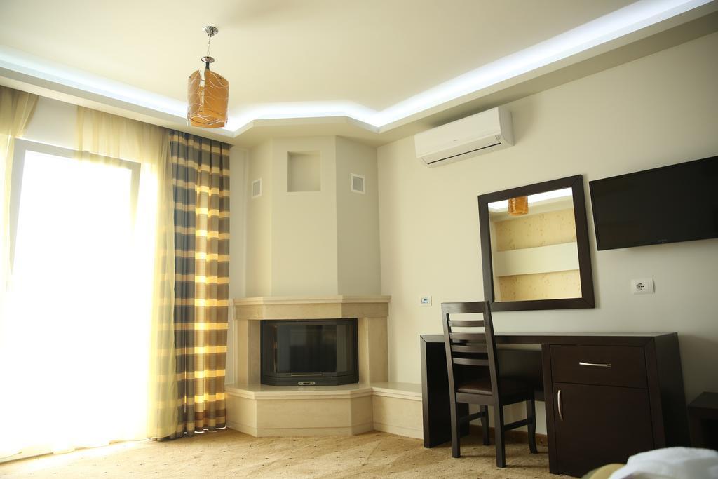 Hotel Pogradeci Ruang foto