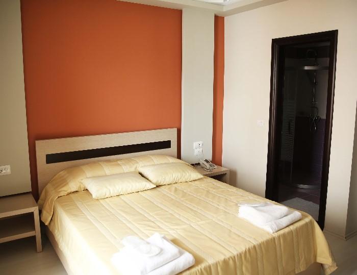 Hotel Pogradeci Bagian luar foto