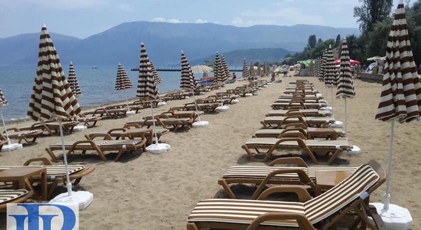 Hotel Pogradeci Bagian luar foto