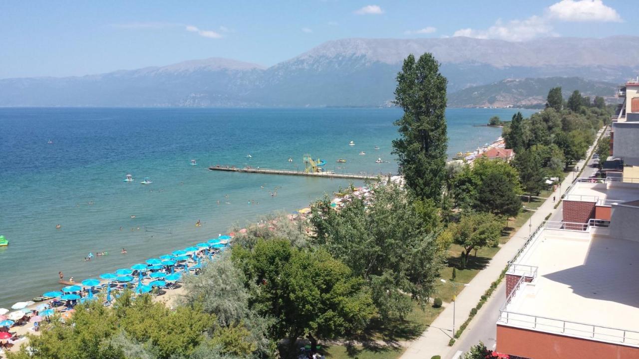 Hotel Pogradeci Bagian luar foto